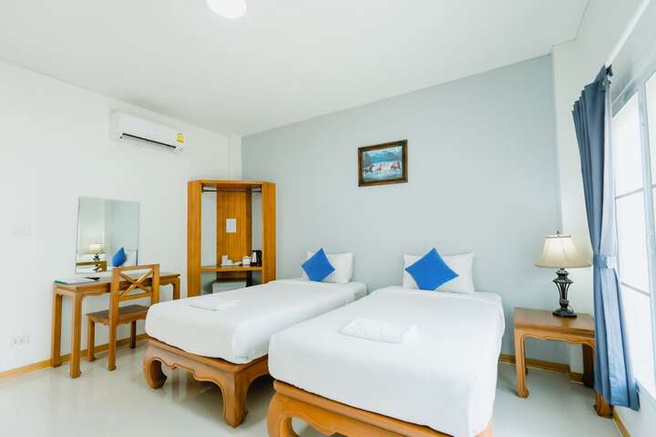 Room 6 of 29