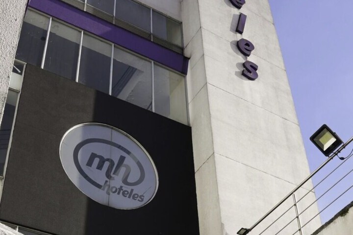 Hotel Mh