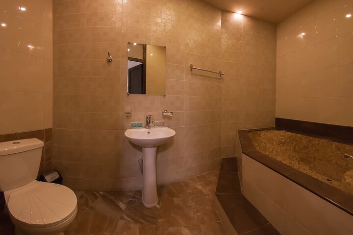 Room 41 of 47