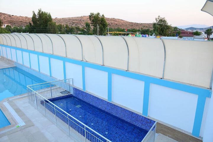 Pool 4 of 37