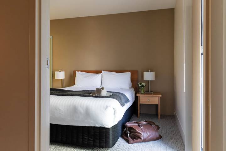 Room 12 of 63