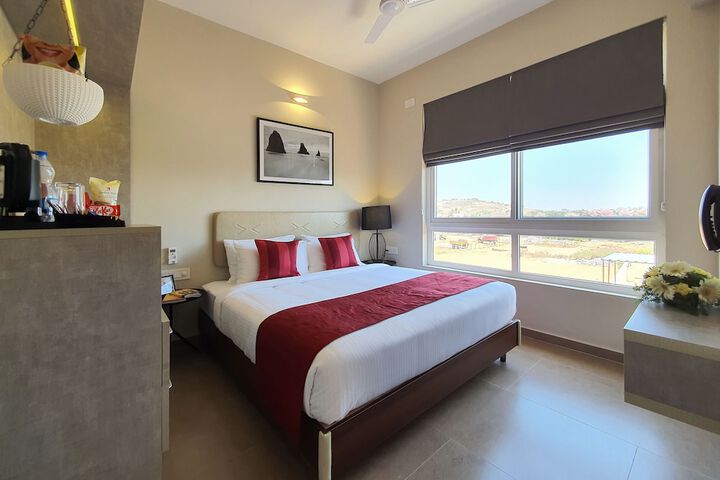 Room 5 of 25