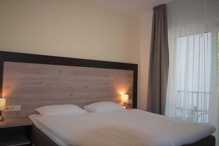 Room 14 of 50
