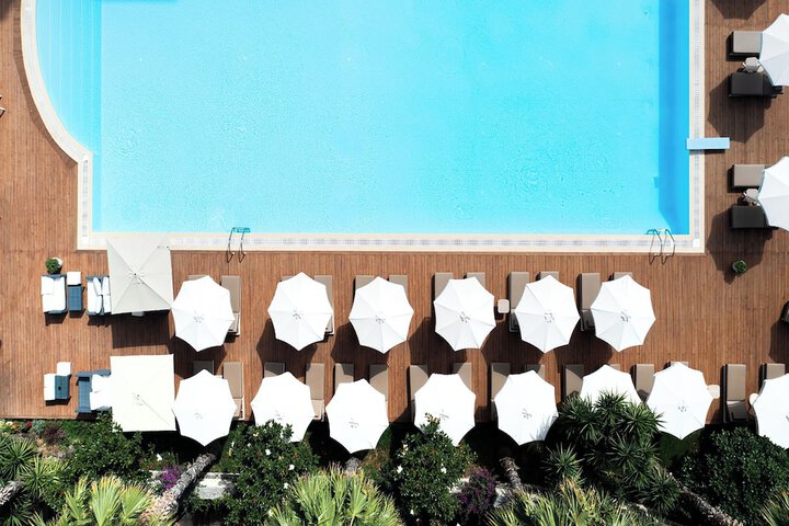 Pool 49 of 167