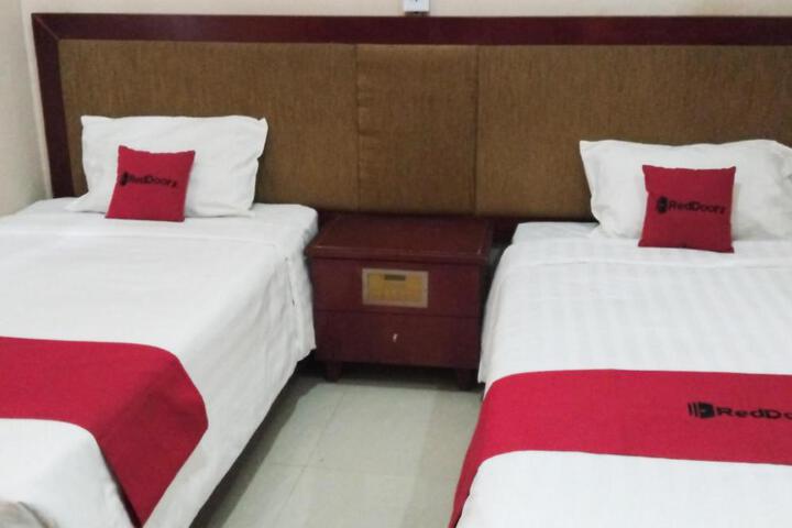 RedDoorz Syariah at Ameria Bandara Nongsa Batam