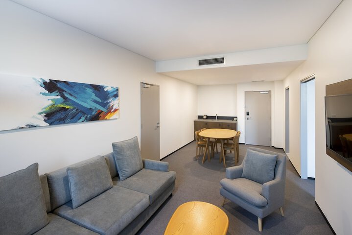 Room 12 of 134