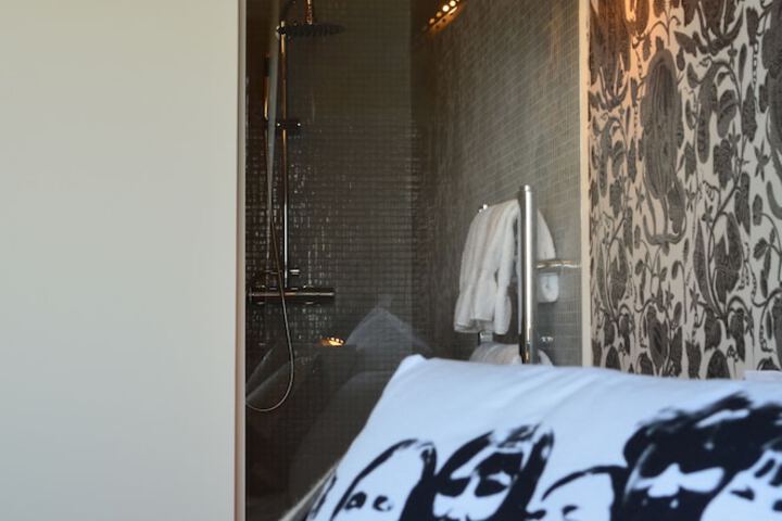 Room 12 of 31