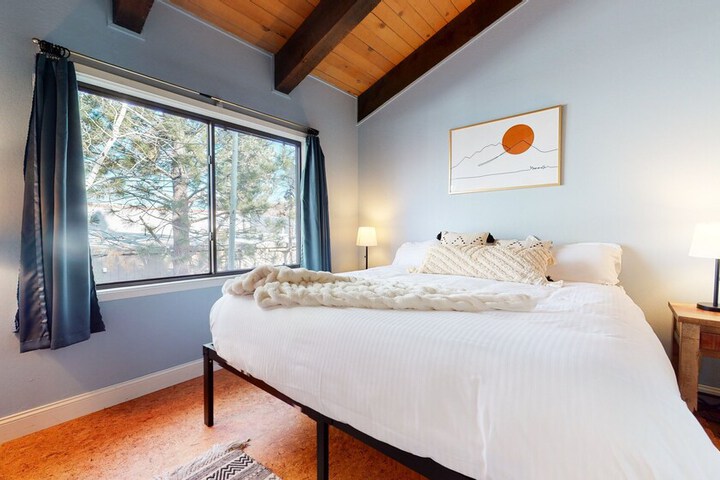 Room 3 of 36