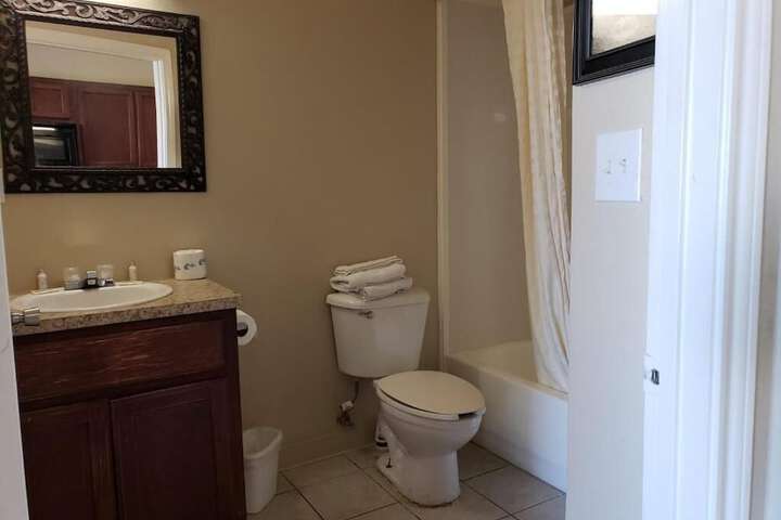Room 40 of 51