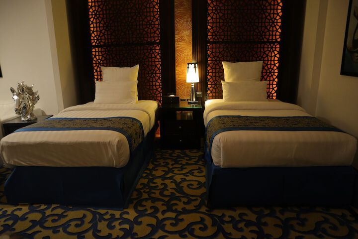 Room 9 of 44