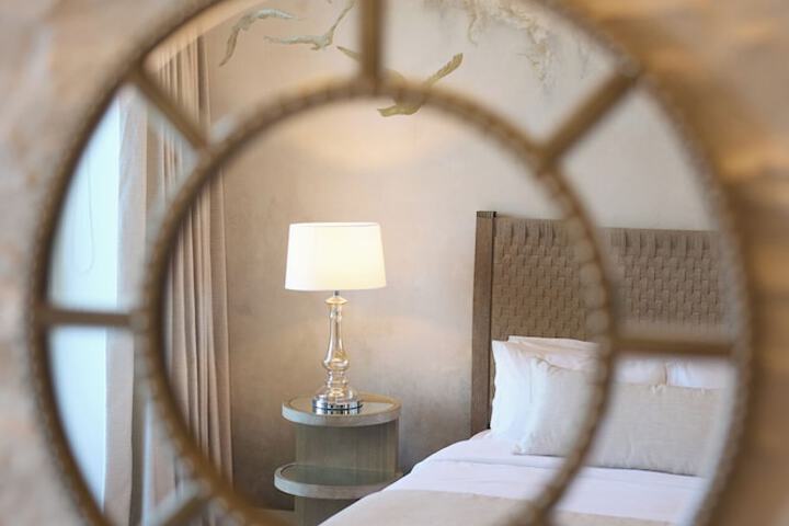 Room 22 of 115