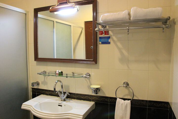 Room 17 of 72