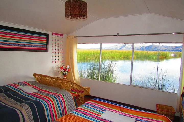 Room 4 of 11