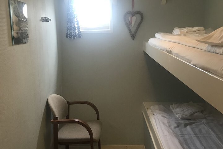 Room 14 of 50