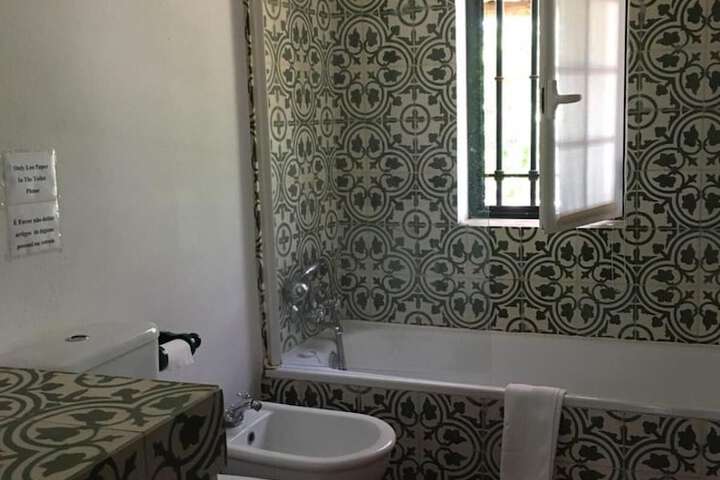 Room 40 of 63