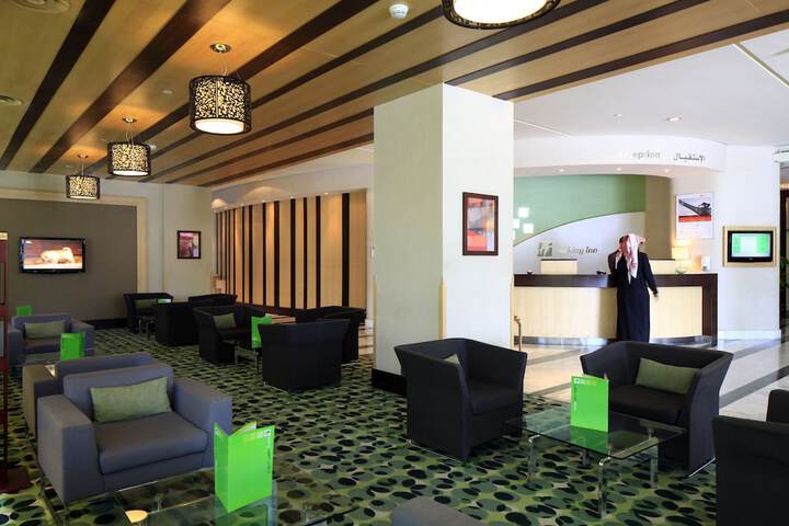 Concierge desk