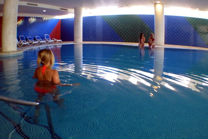 Pool Hotel