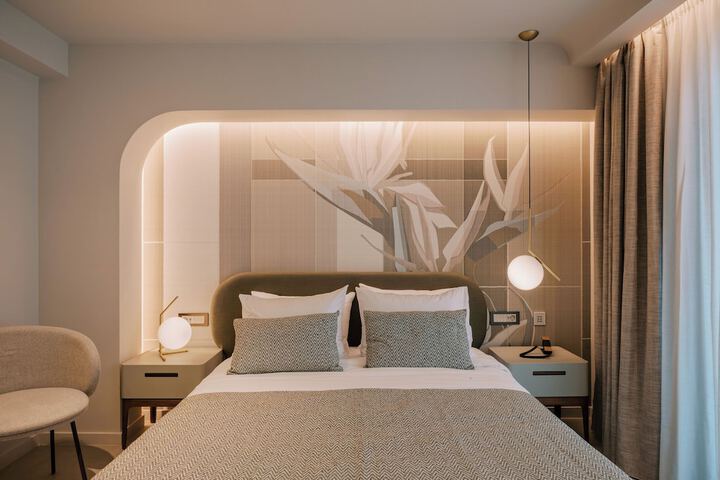 Room 8 of 26