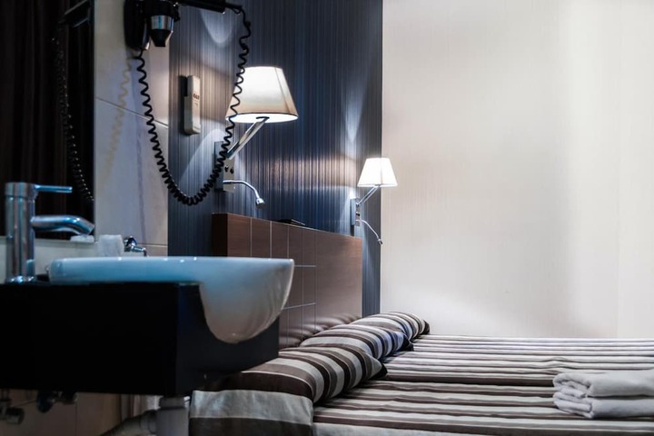 Room 29 of 52