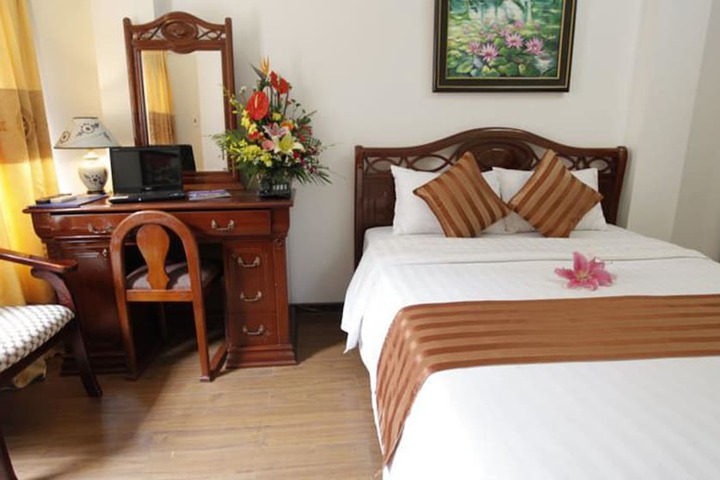 Camellia Hotel 5
