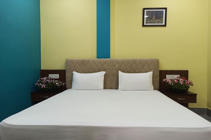 Room 3 of 40