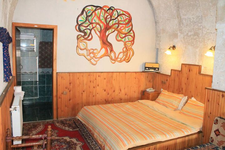 Room 3 of 55