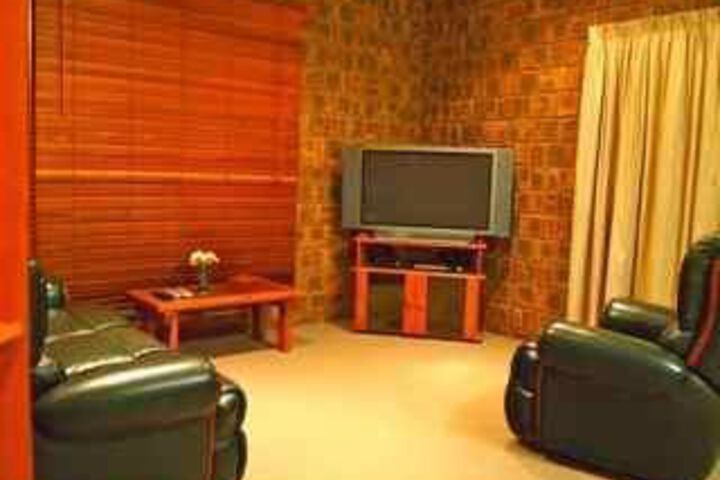 Room 7 of 25
