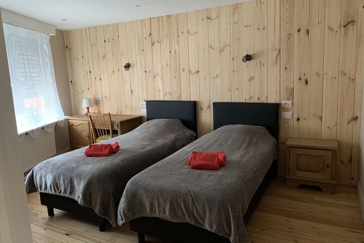 Room 15 of 17