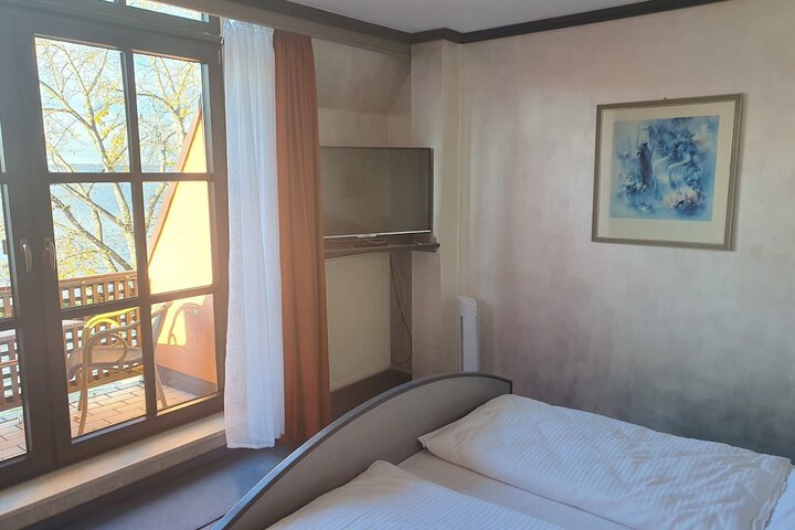 Room 4 of 45