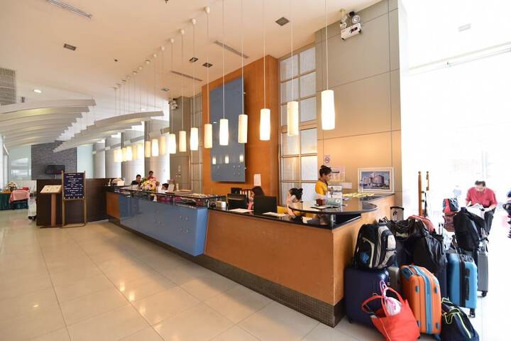 Hotel Interior 4 of 45