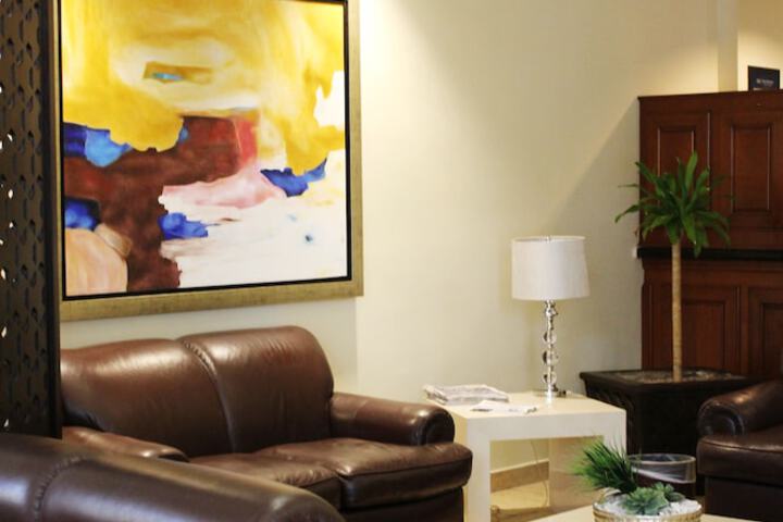 Entrance & Lobby
