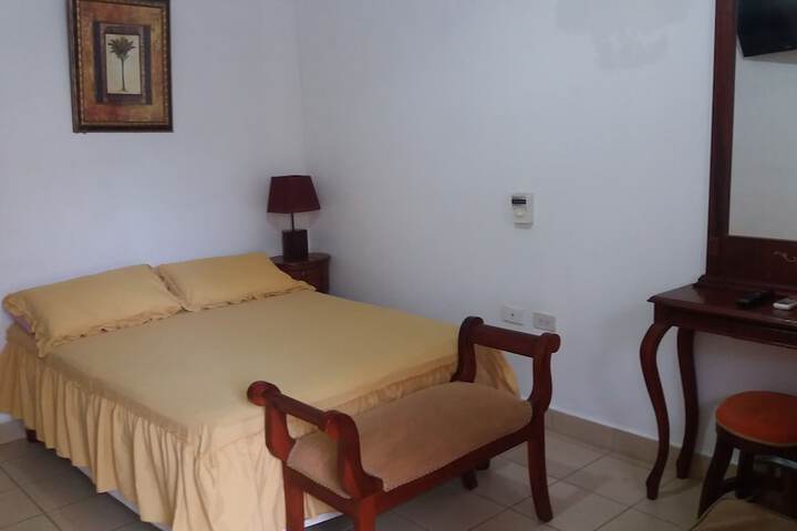 Room 21 of 48