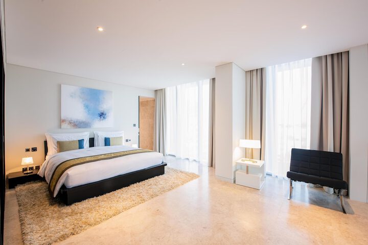 Room 51 of 254