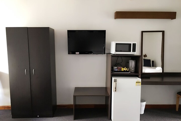 Room 26 of 63