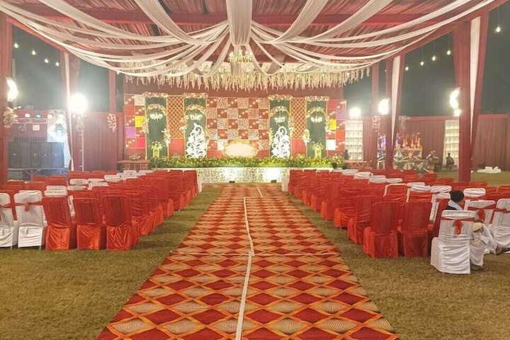 Ballroom/Hall 19 of 58