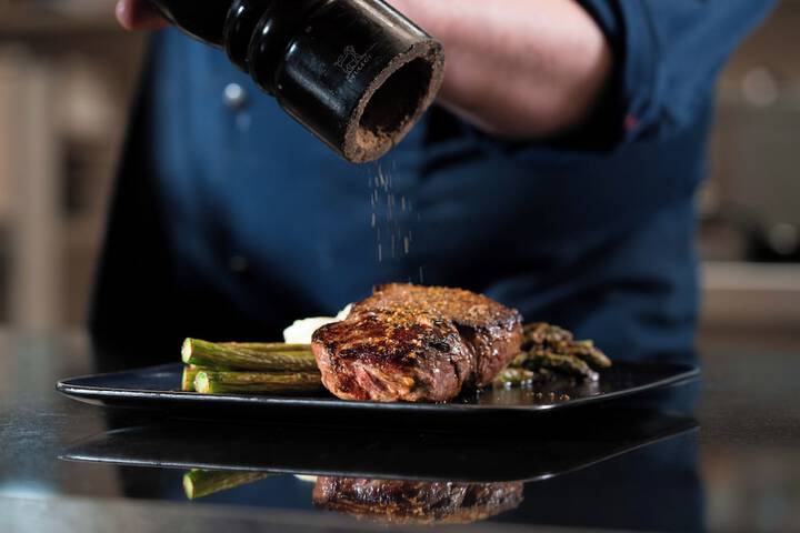 Dining 66 of 84
