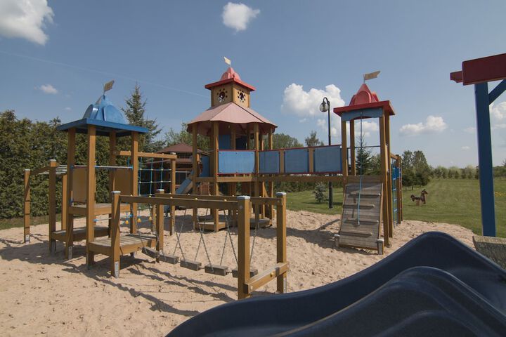Childrens Activities 47 of 101