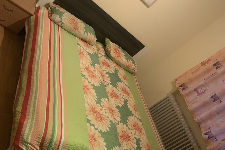 Room 3 of 21
