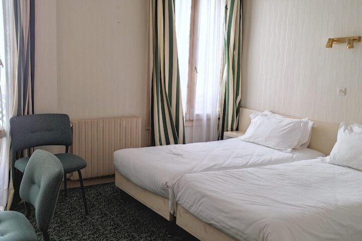 Room 54 of 86