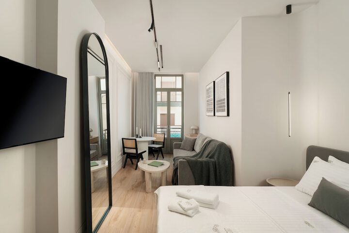 Room 6 of 58