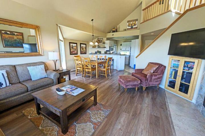 River Ridge 423AB in Bend, OR