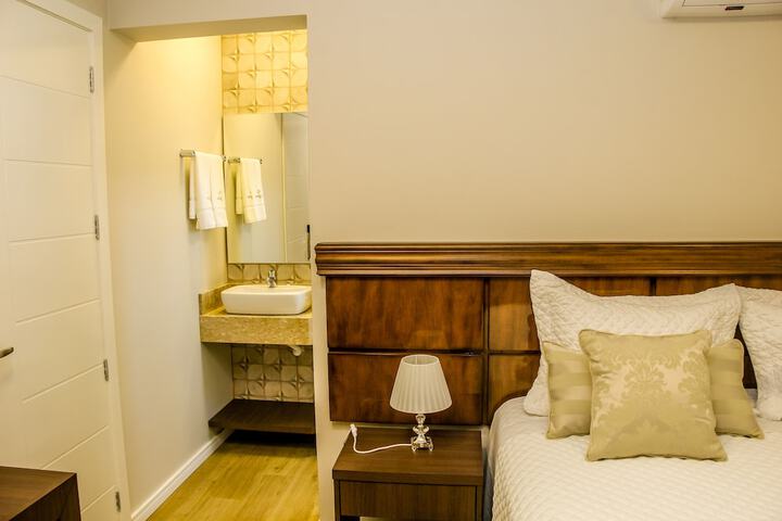 Room 6 of 46