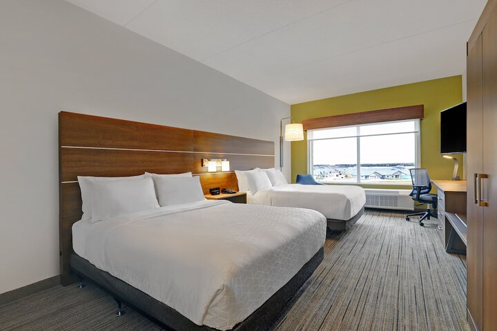 2 Queen Beds (4 of 16)