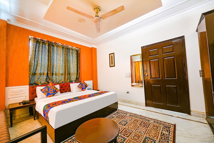 Room 10 of 22