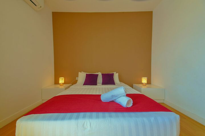 Room 27 of 95