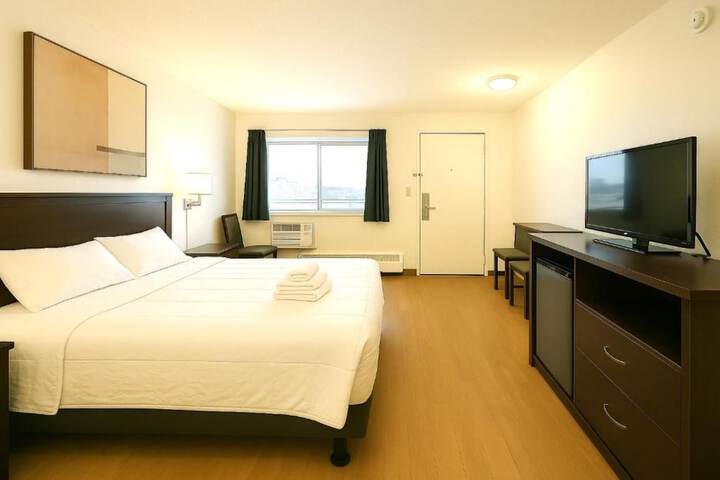 Room 13 of 29