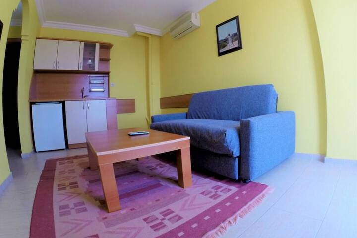 Room 18 of 37