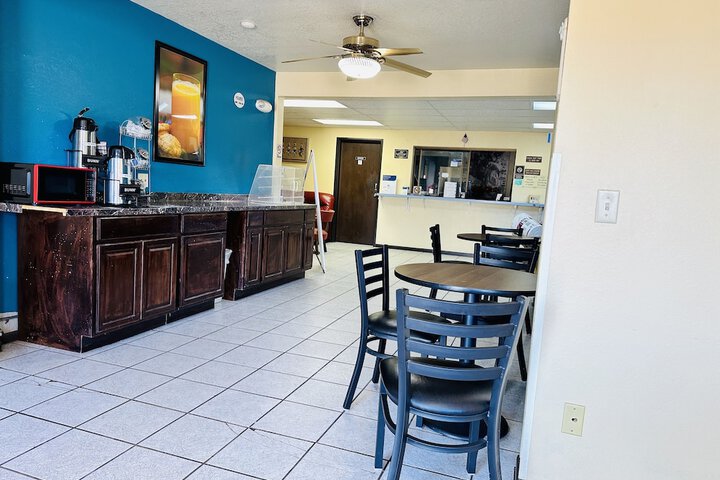 Hotel Interior 5 of 31