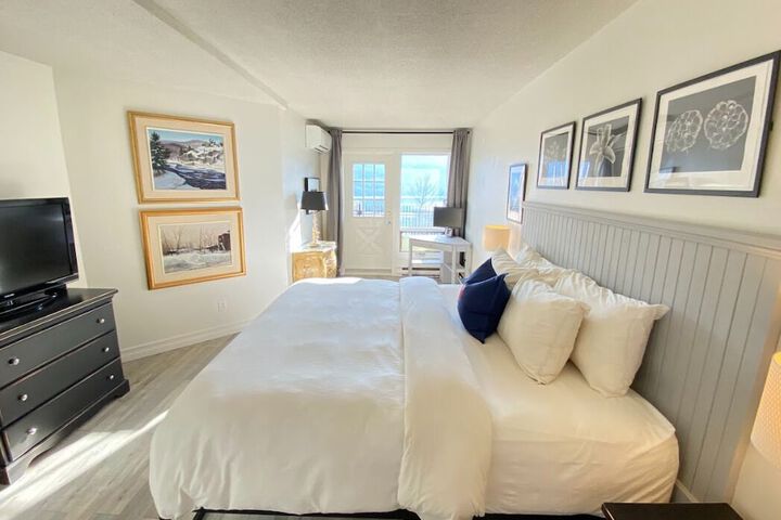 Room 27 of 60