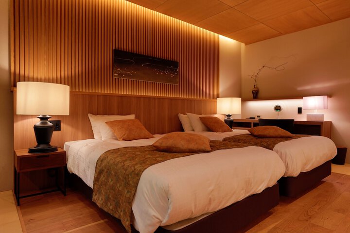 Room 28 of 75